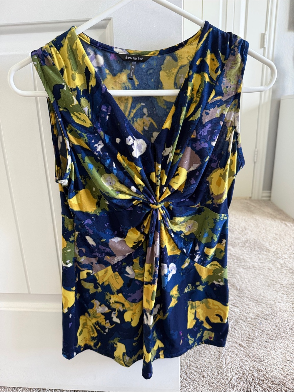 Daisy Fuentes Navy, Yellow & Olive Twist-Front Sleeveless Dress